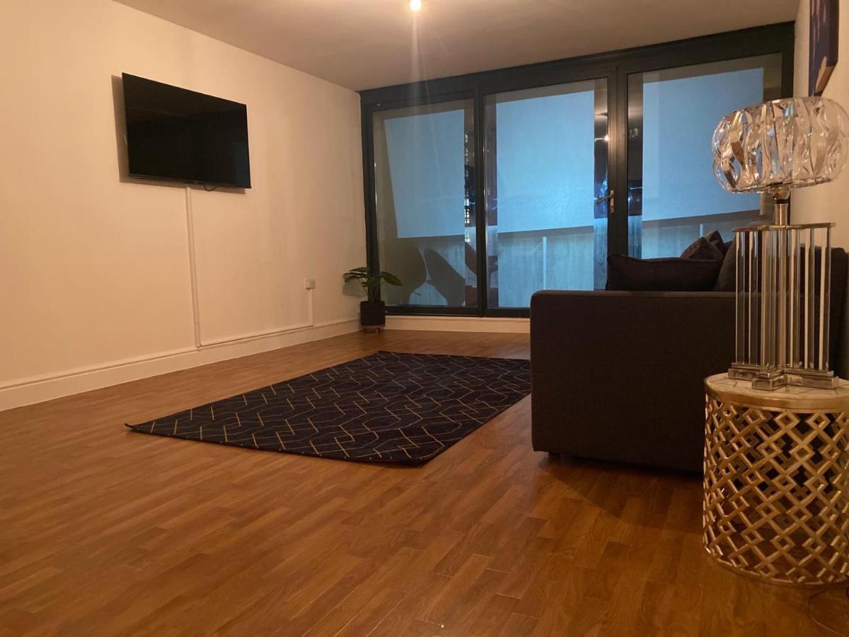 Streatham High Street Apartment ลอนดอน ภายนอก รูปภาพ