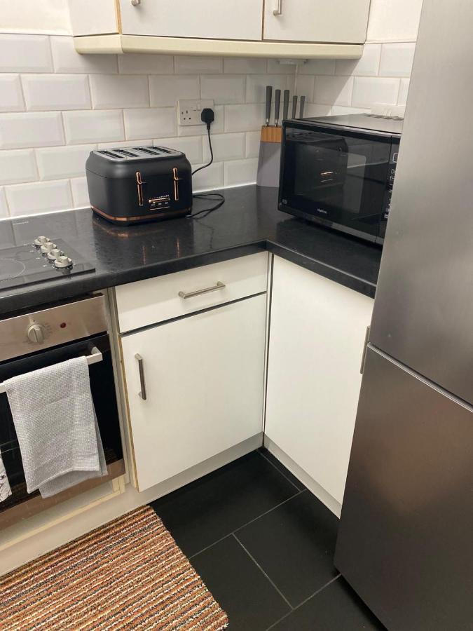 Streatham High Street Apartment ลอนดอน ภายนอก รูปภาพ